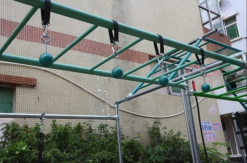 # 子供用裏庭忍者ウォリアー障害物コース屋外トレーニング器具 - Kids Outdoor Obstacle Course Equipment のレビューと価格